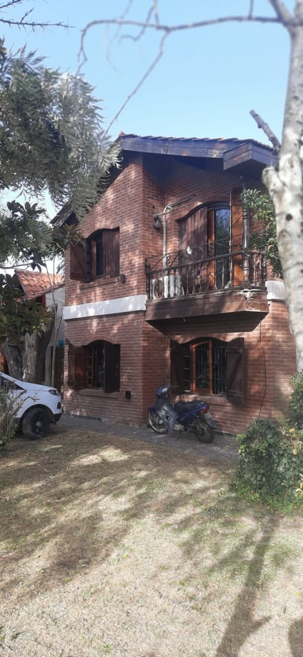 VENTA DUPLEX BARRIO CONSTITUCION