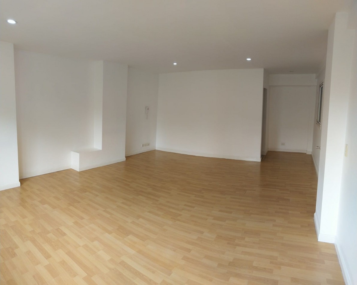 ALQUILER OFICINA COMERCIAL - Plaza Mitre - Mar del Plata