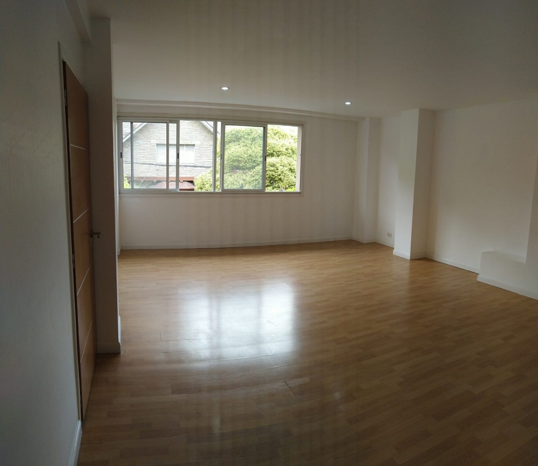 ALQUILER OFICINA COMERCIAL - Plaza Mitre - Mar del Plata